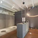 Apartamento Design Loft With Private Parking Como