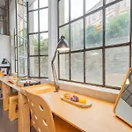 Design Loft With Private Parking كومو