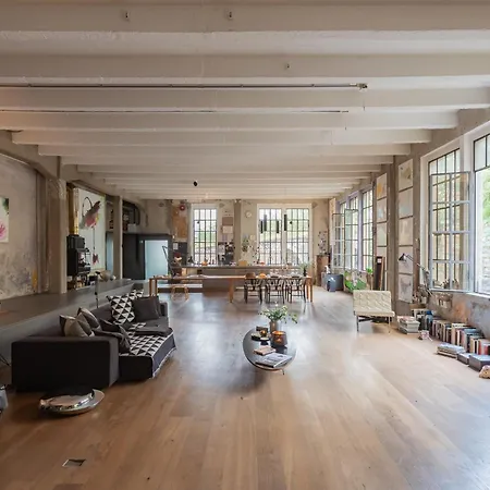 Appartement Design Loft With Private Parking Como