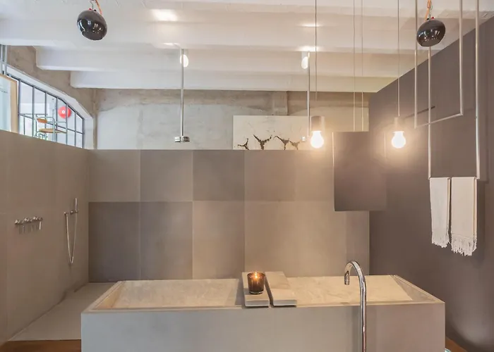 Design Loft With Private Parking * Como