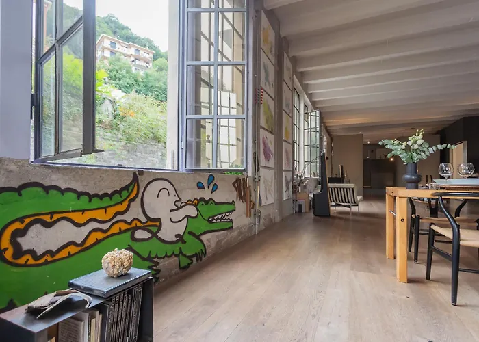 Apartament Design Loft With Private Parking Como