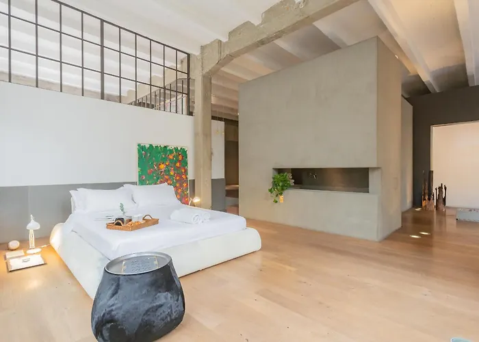 Design Loft With Private Parking Apartment *
